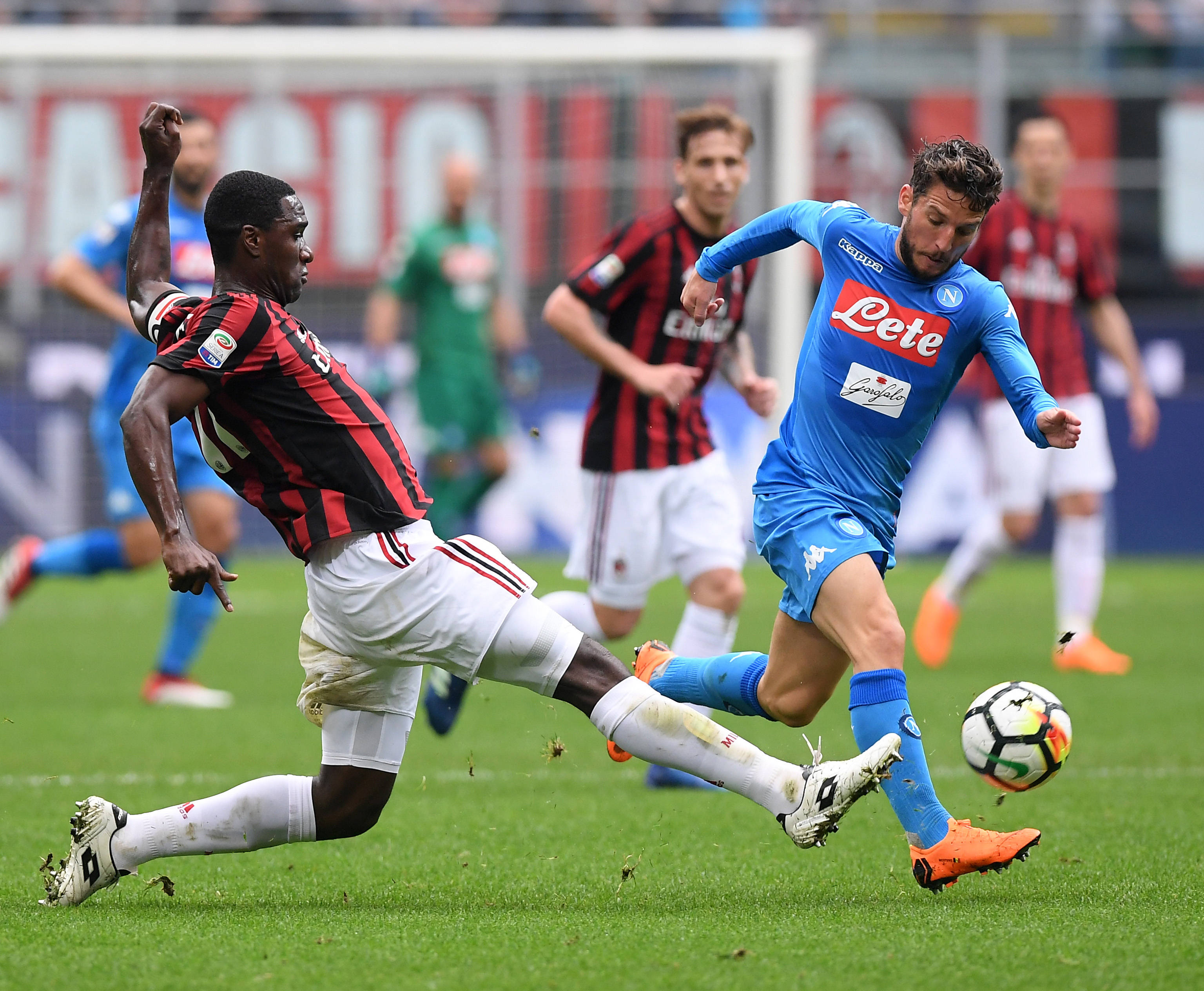 那不勒斯大胜乌迪内斯,全队表现抢眼吗