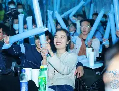 乐鱼体育App-曼城引援花了多少钱